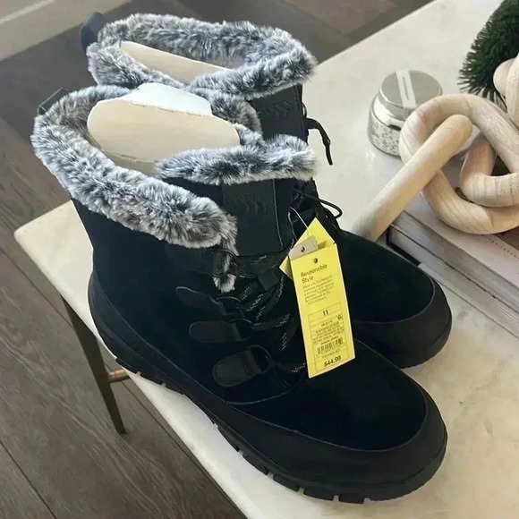 NWT All In Motion Womens Winter Boots - Picture 1 of 4